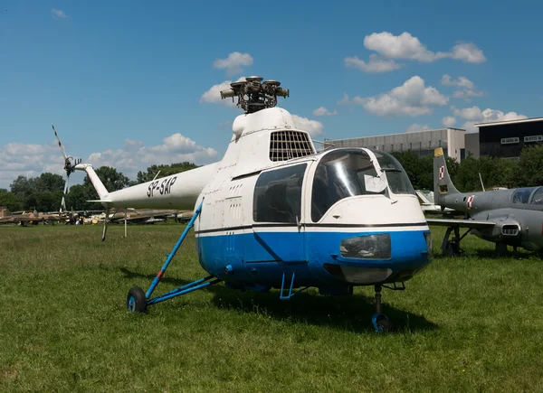 POLAND - JUL,  2015:  Exhibition plane in the aviation Museum. Krakow — Stockfoto