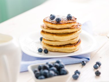 yaban mersini ve reçel krep