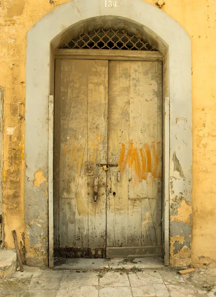 Porta no centro histórico de Malta — Fotografia de Stock