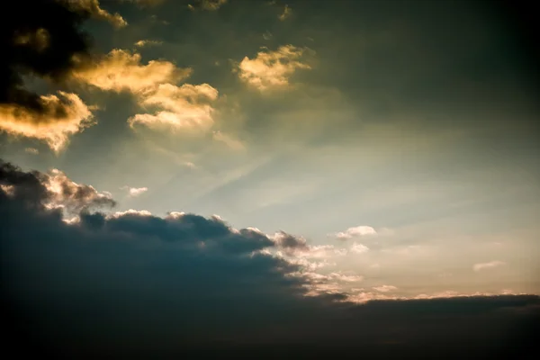 Güzel gün batımı bulutlar — Stok fotoğraf