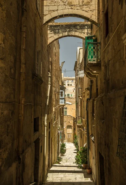 Valletta tarihi merkezi Street — Stok fotoğraf
