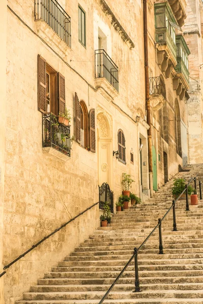 Strada stretta a Malta — Foto Stock