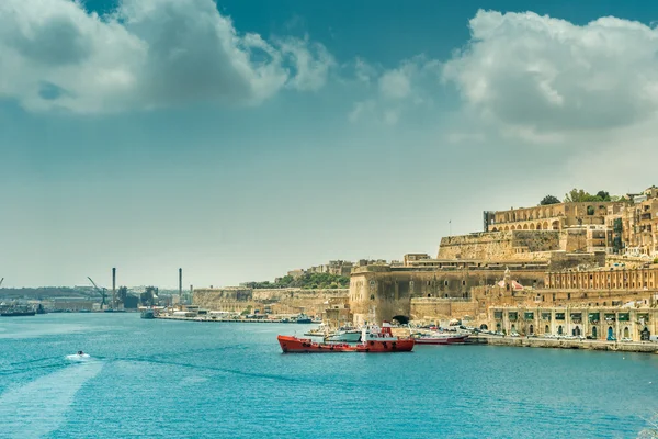 Vista sobre Valletta do mar em Malta — Fotografia de Stock