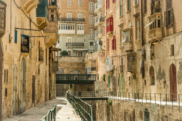 Strada stretta a Malta — Foto Stock