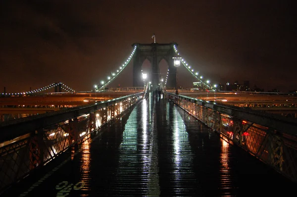 Nightly Brooklyn bridge — Stock Photo, Image