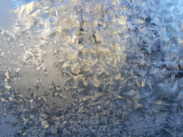 Patrón de hielo en vidrio de invierno — Foto de Stock