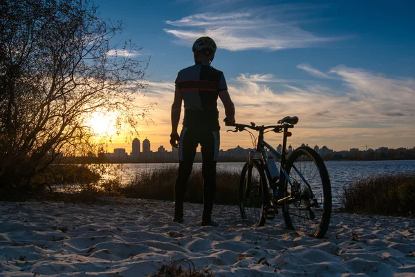 Bicicleta de montanha — Fotografia de Stock