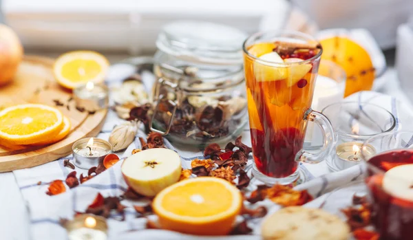 Hot drinks — Stock Photo, Image