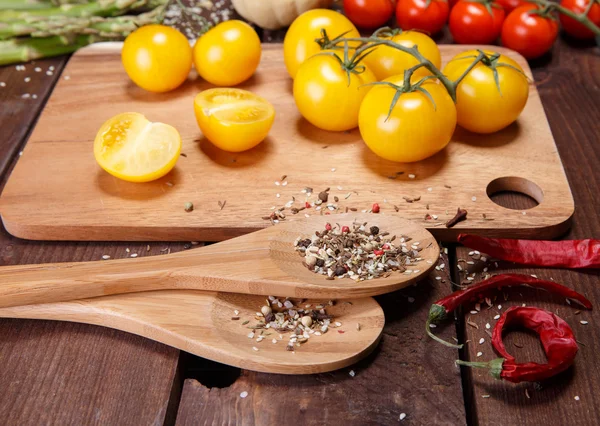 Vegetables and spices — Stock Photo, Image