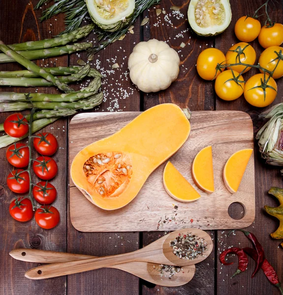 Vegetables and spices — Stock Photo, Image