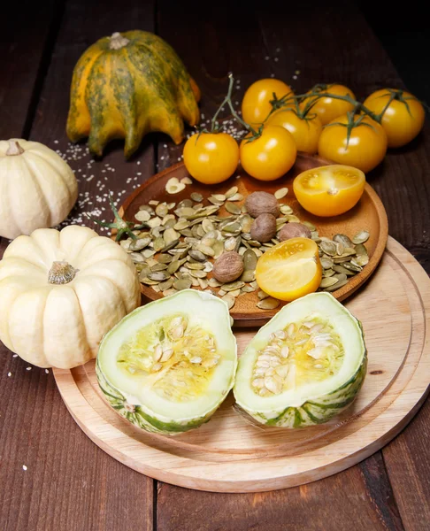 Vegetables and spices — Stock Photo, Image