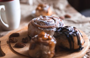 Cinnabon kahve ile