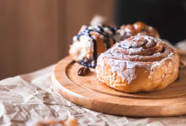 Cinnabon kahve ile