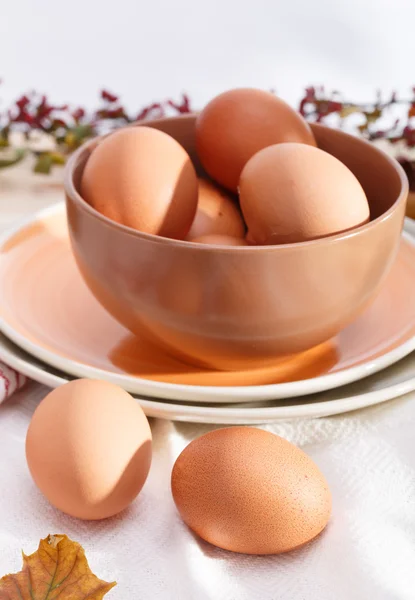 Piatti con uova — Foto Stock