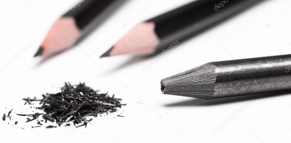 Салават фидаи художник. Заточенный карандаш. Резьба по карандашу. Фигурки карандашом. Salavat fidai на кончике карандаша.