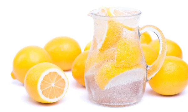 Limões frescos água — Fotografia de Stock