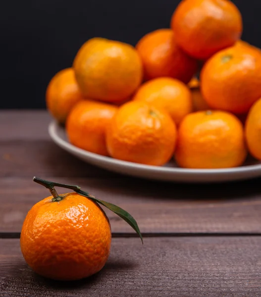 Brunch of tangerines — Stock Photo, Image