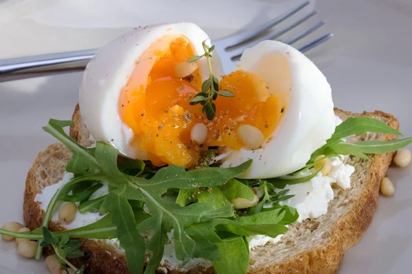 Mackor med ägg — Stockfoto