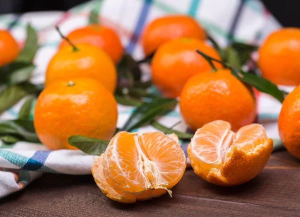 Brunch of tangerines — Stock Photo, Image