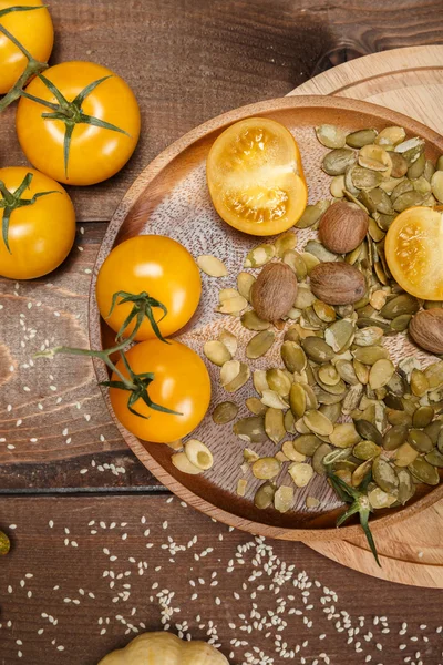 Vegetables and spices — Stock Photo, Image