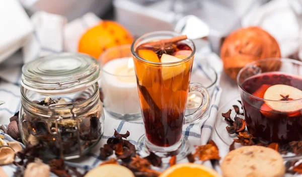 Hot drinks — Stock Photo, Image