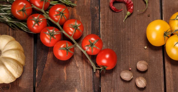 Produtos hortícolas frescos — Fotografia de Stock