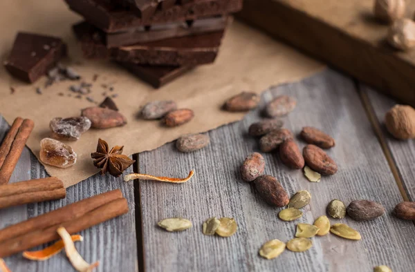 Ingredientes para o bolo de cacau — Fotografia de Stock