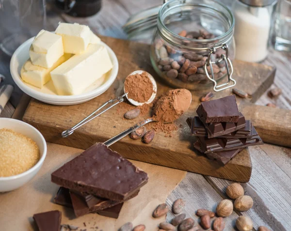 Ingredientes para o bolo de chocolate — Fotografia de Stock