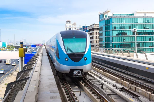 Dubai metro demiryolu — Stok fotoğraf