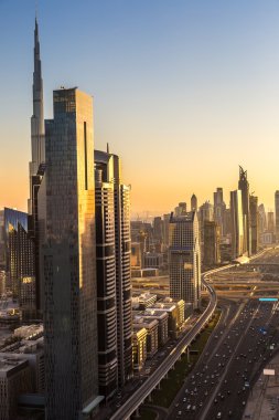 Downtown Dubai ve skysrapers