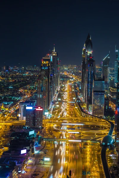 Centro de Dubai e skysrapers — Fotografia de Stock