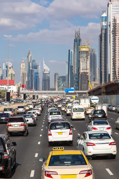 在迪拜的交通堵塞 — 图库照片