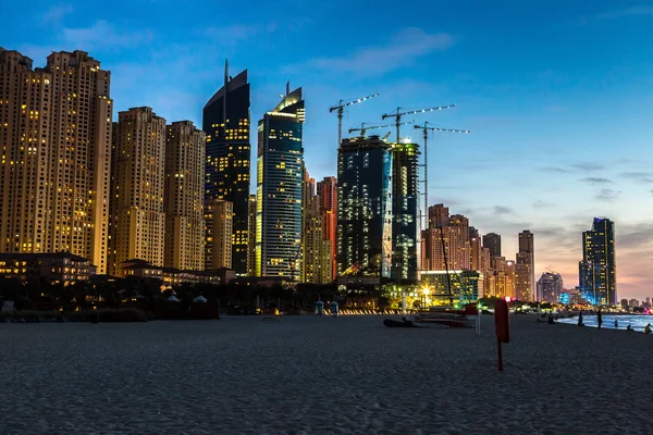 두바이 마리나 해변에서 아름 다운 석양 — 스톡 사진