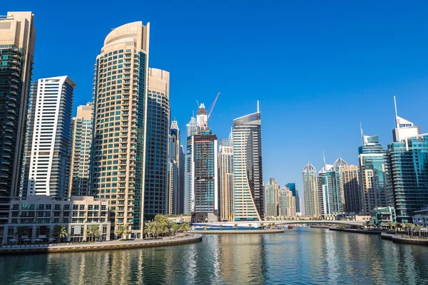 Hohe gebäude der dubai marina — Stockfoto