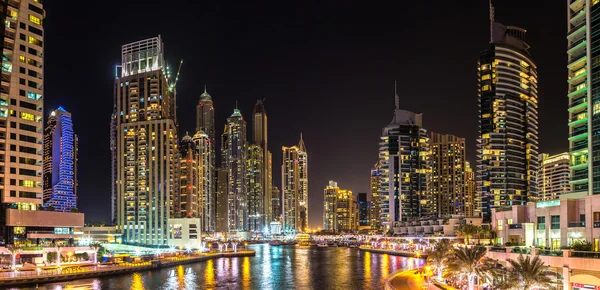 Panorama över Dubai marina — Stockfoto