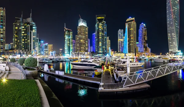 Panorama de Dubai marina —  Fotos de Stock