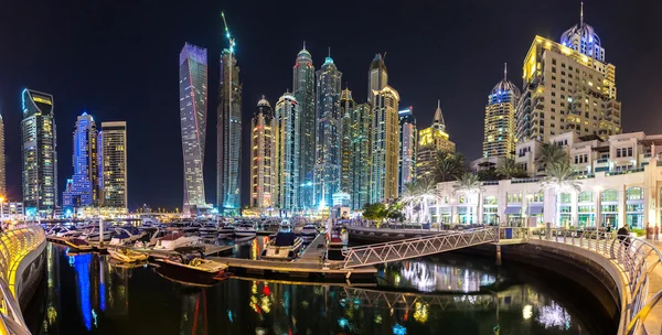 Panorama van Dubai marina — Stockfoto