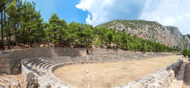 Delphi antik stadyum