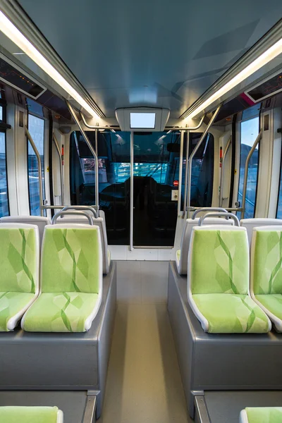 Dubai'de yeni modern tramvay