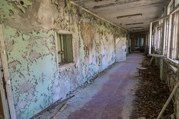 Schule in Tschernobyl, Ukraine — Stockfoto