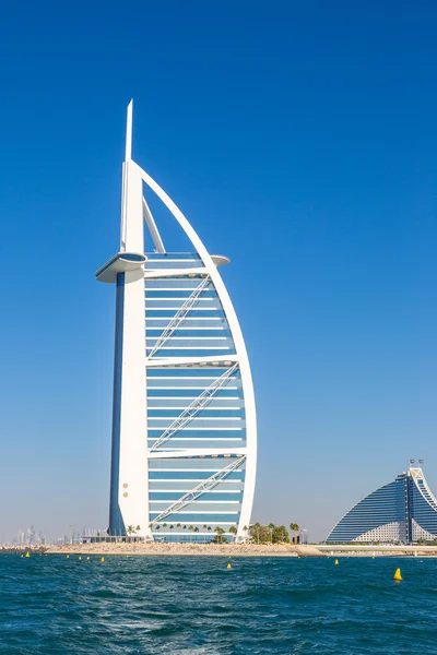 Burj Al Arab y Jumeirah Beach — Foto de Stock