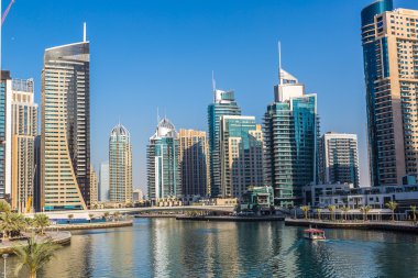 Bir yaz günü Dubai Marina