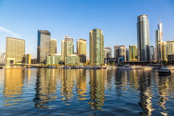 Bir yaz günü Dubai Marina