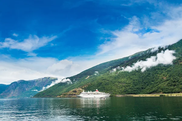 Vista para Sognefjord na Noruega — Fotografia de Stock