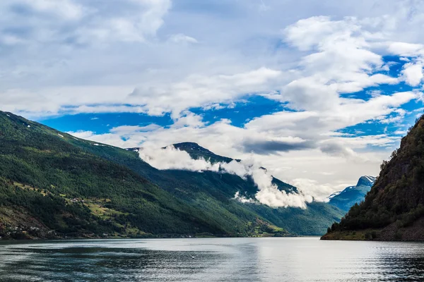 Pohled do sognefjord v Norsku. — Stock fotografie