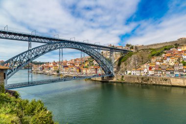 Porto 'daki Dom Luis Köprüsü