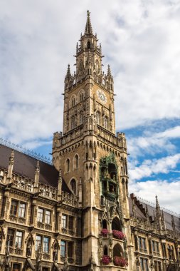 Münih'teki Marienplatz belediye binası