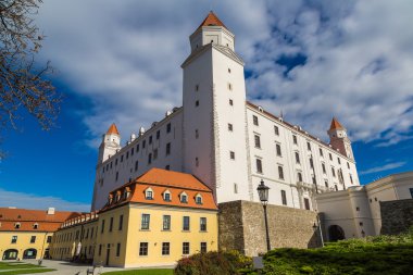 Bratislava, Slovakya 'daki ortaçağ kalesi