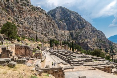 Delphi Apollon Tapınağı