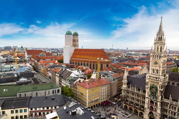 Aerial view on Marienplatz town hall — Stock Photo, Image